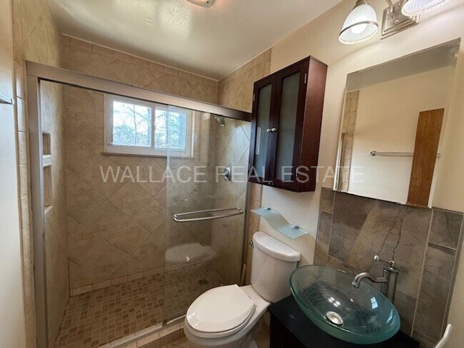 Building Photo - OAK RIDGE: 3 BEDROOM, 2.5 BATH HOME IN EMORY HEIGHTS