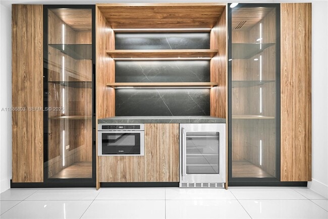 Building Photo - 13284 SW 39th St