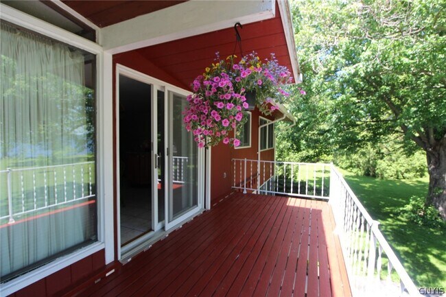 Building Photo - 6363 Muskrat Bay Rd