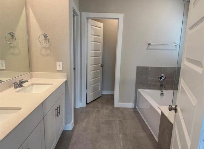 Building Photo - 3110 Winding Mile Ct