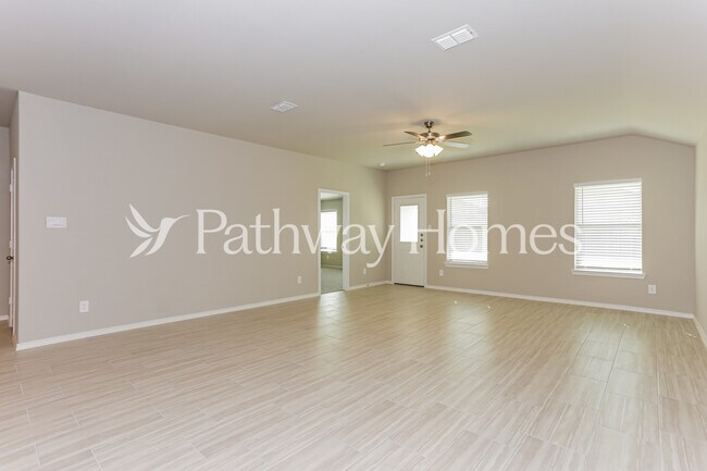 Building Photo - 8417 Hollymead Ln