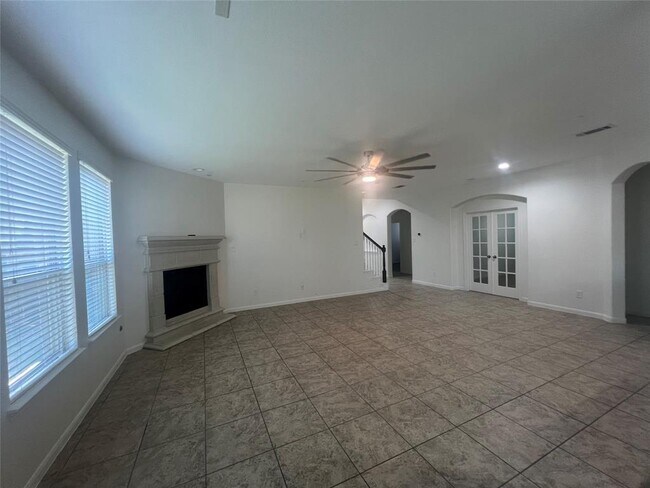Building Photo - 6030 Clymer Mdw