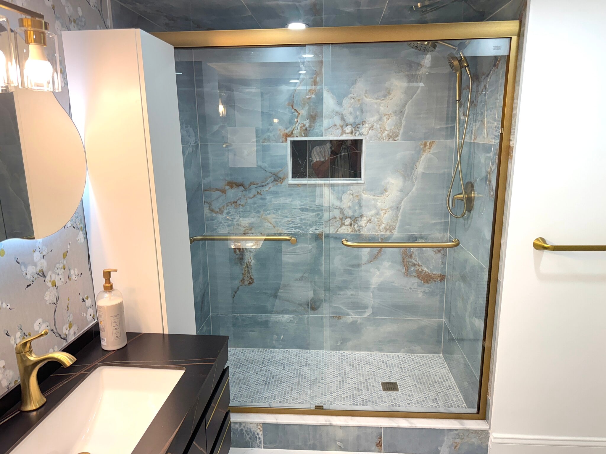 Building Photo - 64 Rowe St