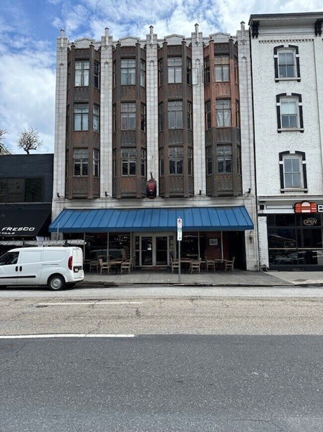 Primary Photo - 213 N 2nd St