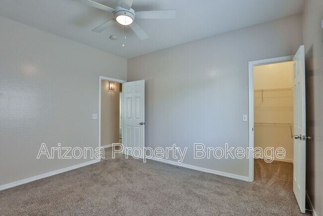 Building Photo - 9134 W Virginia Ave