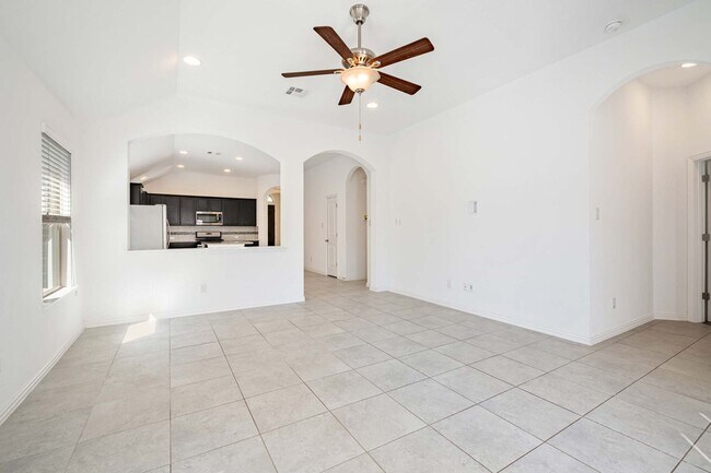 Building Photo - Newly Built 3 Bedroom, 2 Bath Home in Aval...