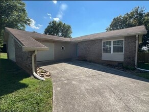 Building Photo - 2805 Big Bend Dr