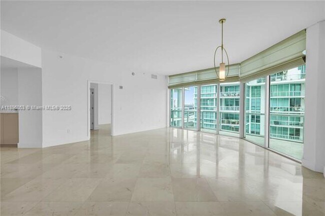 Building Photo - 3131 NE 188th St