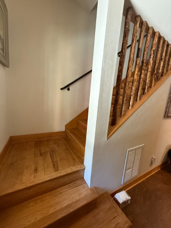 Building Photo - 1025 Tomahawk Trail