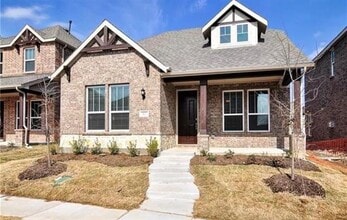 Building Photo - 812 Birdie Dr