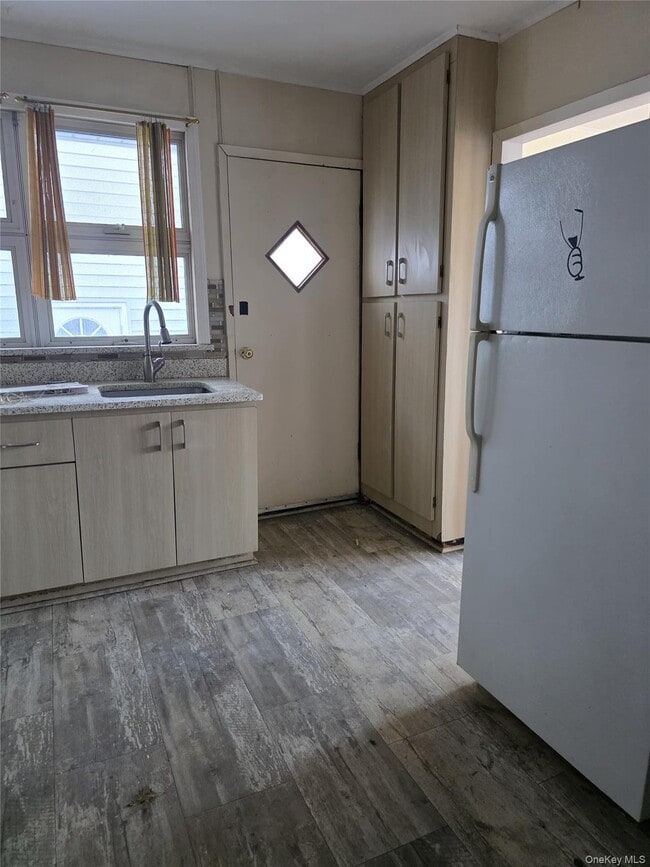 Building Photo - 13-03 154th St