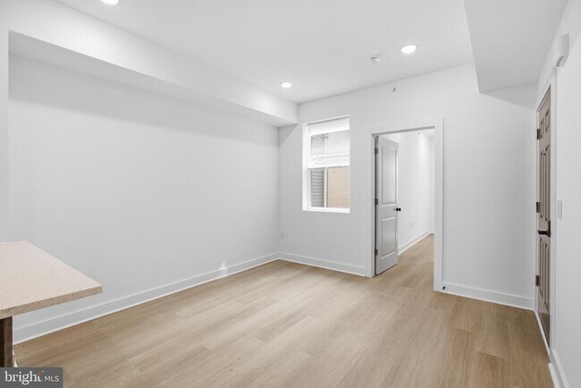 Building Photo - 2251 N 12th St