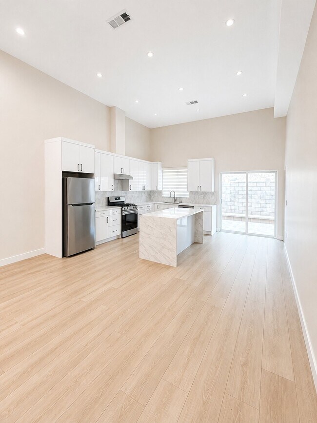 Building Photo - 9346 Creemore Dr