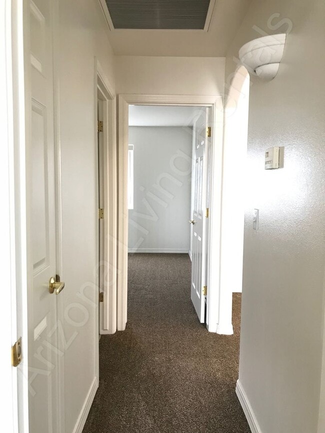 Building Photo - PERFECT CUL-DE-SAC HOME