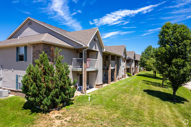 Building Photo - Crosswood Apartments