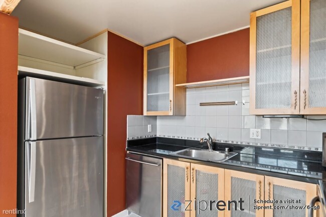 Building Photo - 2 br, 1 bath Condo - 311 4th St, Oakland, ...