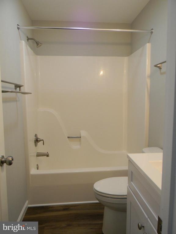 Building Photo - 103 Turtleback Ct