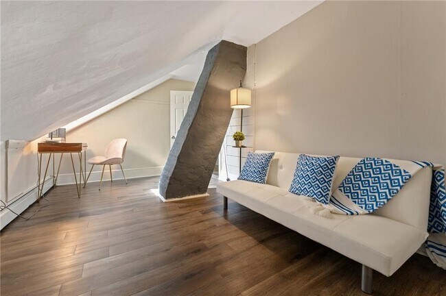 Building Photo - 1165 Chalkstone Ave