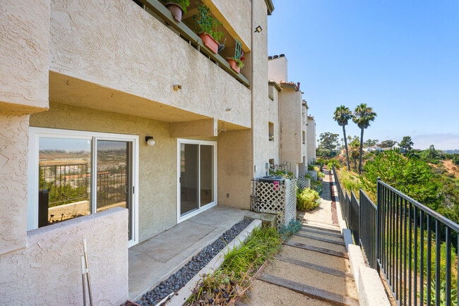 Building Photo - 4794 Arizona St