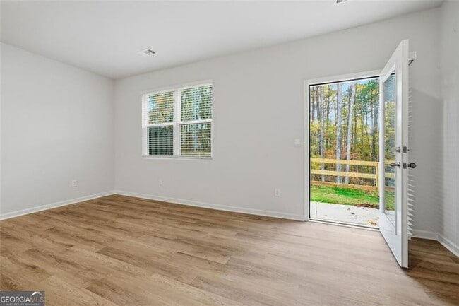 Building Photo - 5961 Skylar Dr