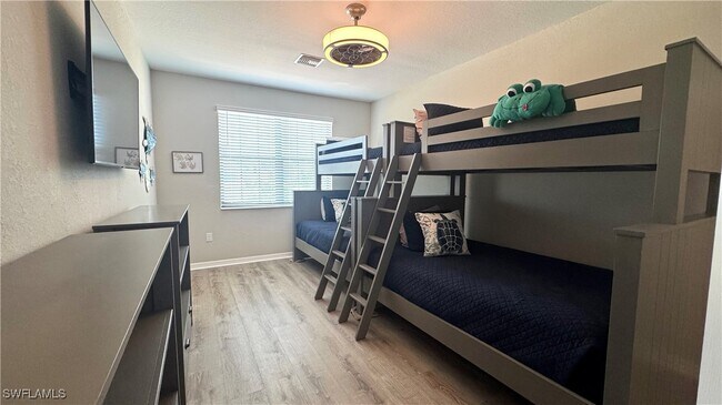 Building Photo - 17321 Cherrywood Ct