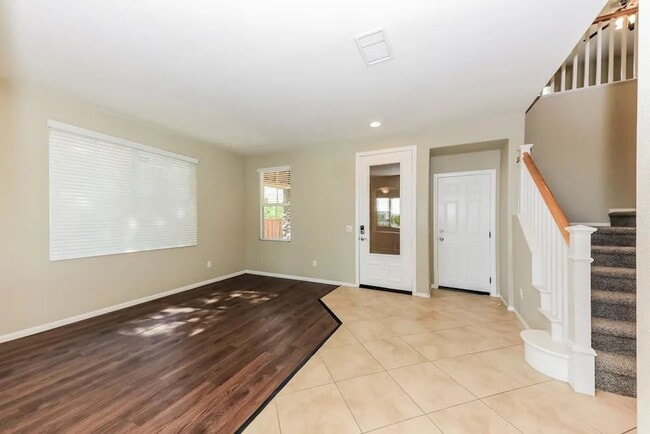 Building Photo - 36397 Bay Hill Dr