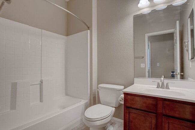 Building Photo - 10931 Sardinia Sands Dr