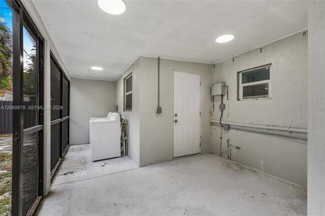 Building Photo - 2290 Rutland St