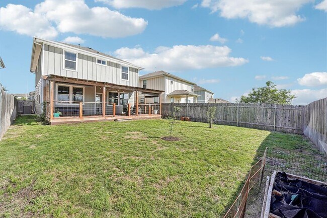 Building Photo - 5303 Marsh Ln