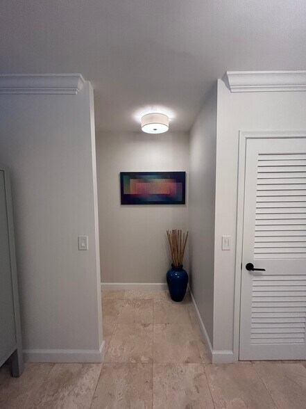 Building Photo - 9801 Collins Ave