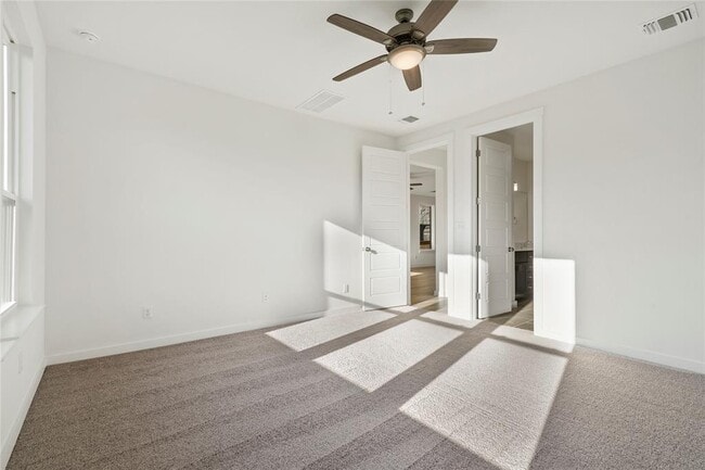 Building Photo - 2521 Dabster Dr