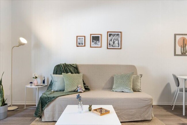 Building Photo - 12166 Metric Blvd