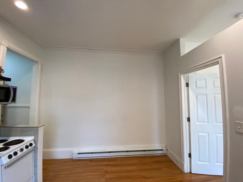 Building Photo - 1912 N 7th St