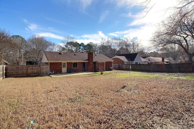 Building Photo - 1153 Verlington Dr