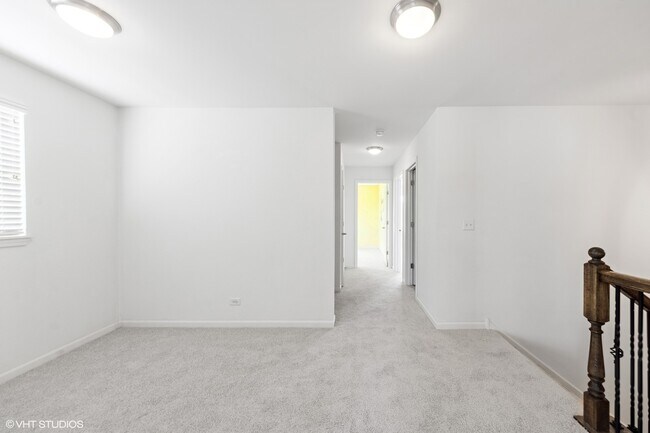 Building Photo - 14 E Moseley Rd
