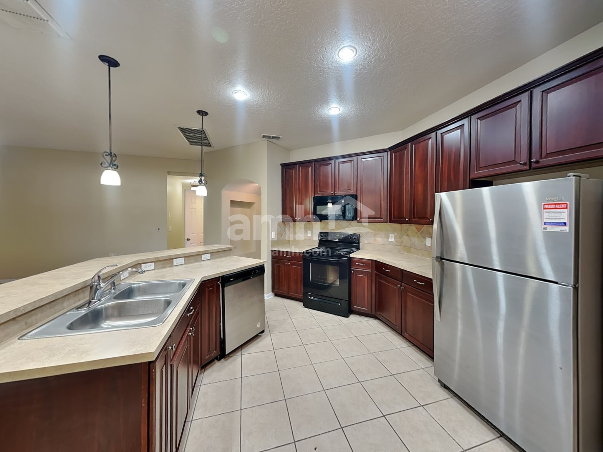 Building Photo - 2065 Home Again Rd