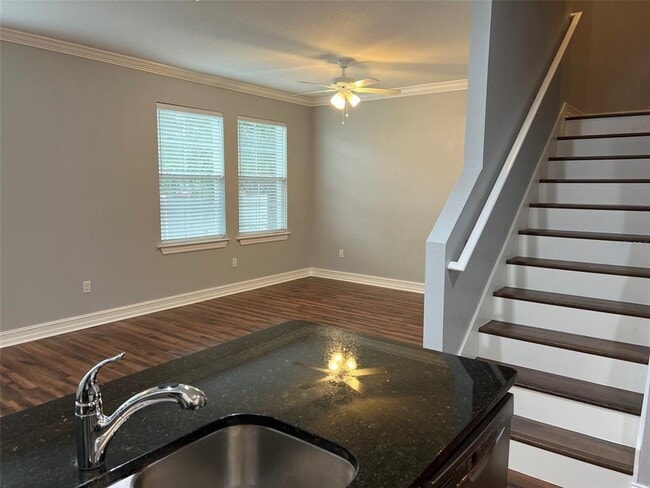 Building Photo - 6921 Interbay Blvd