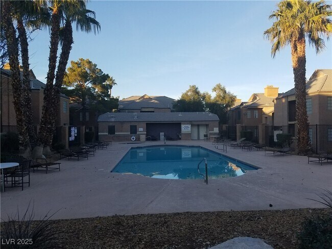 Building Photo - 2700 N Rainbow Blvd