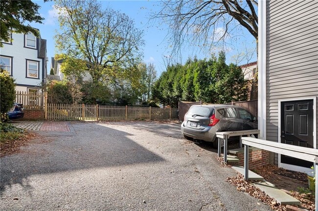 Building Photo - 45 Olney St