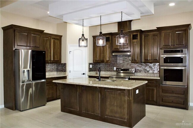 Building Photo - 3516 S Climax Dr