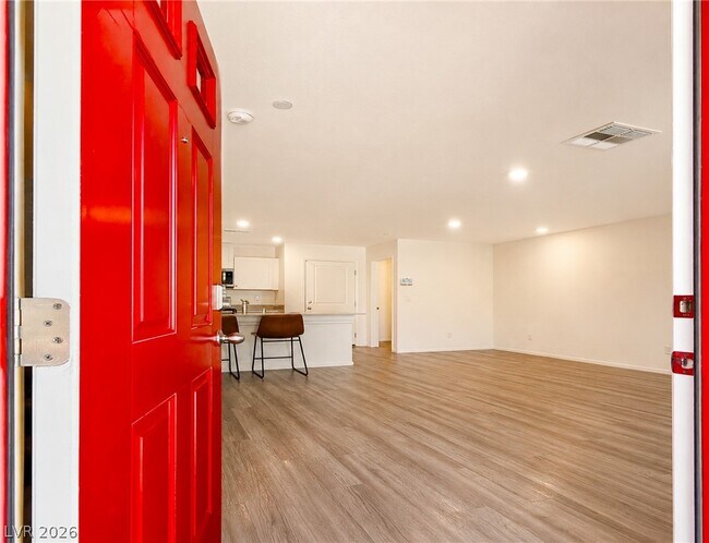 Building Photo - 3730 Celesta Vis Ave