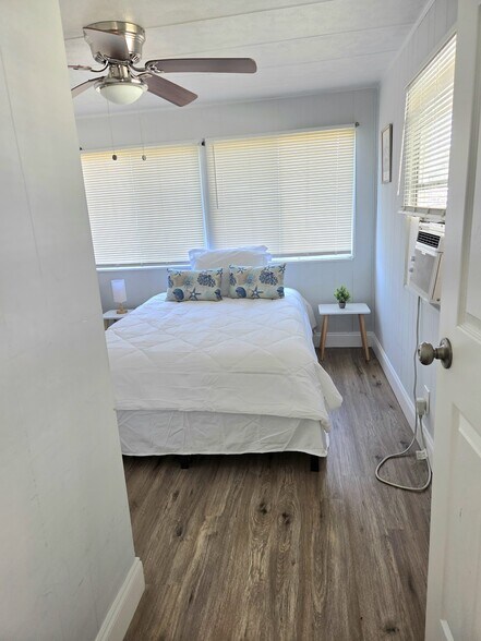 Building Photo - 2050 SW 83rd Ter