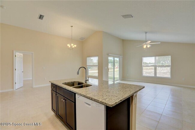 Building Photo - 8415 99th Ct