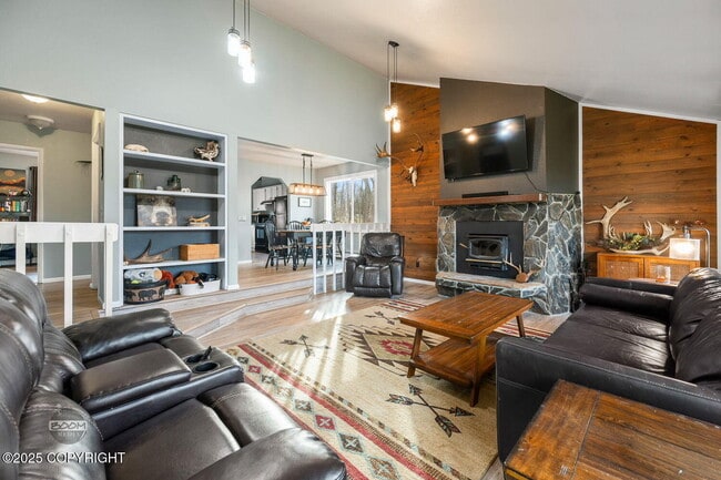 Building Photo - 22355 Whispering Birch Dr