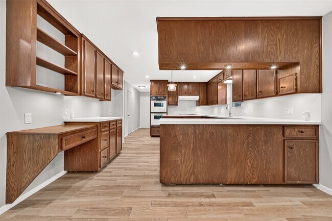 Building Photo - 2103 Winged Foot Dr