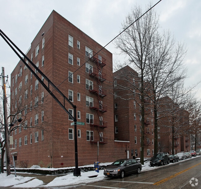 625 Gramatan Ave 625 Gramatan Ave Mount Vernon NY 10552 Apartment