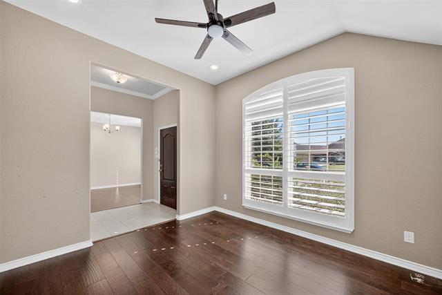 Building Photo - 4701 Bungalow Dr