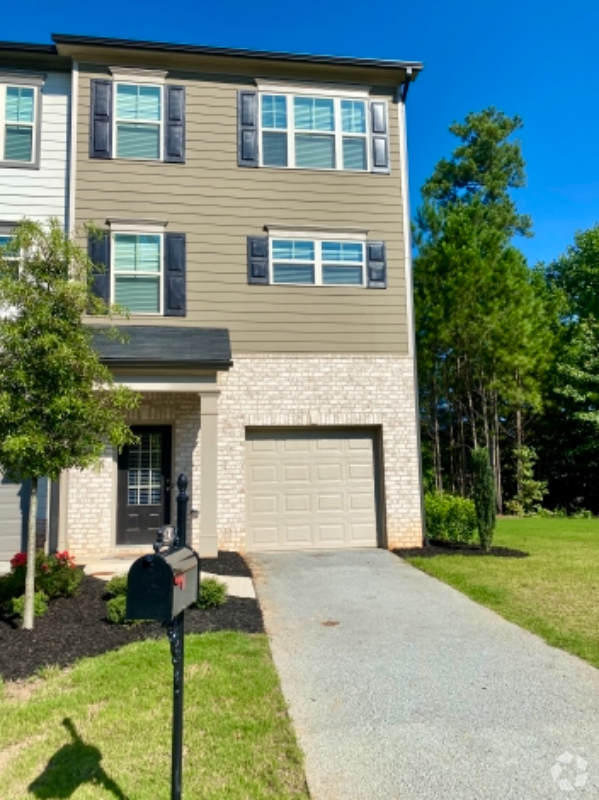 Building Photo - 3141 Meadowstone Ln SW