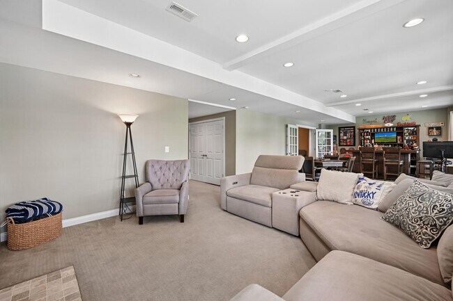 Building Photo - 135 Harbour Ridge