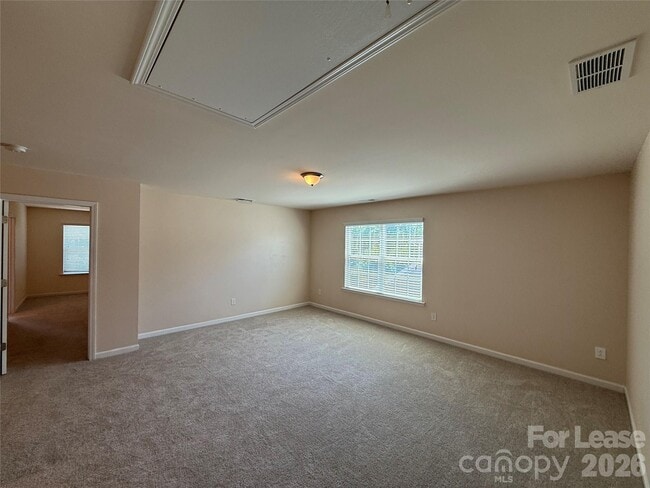 Building Photo - 6911 Agnew Dr